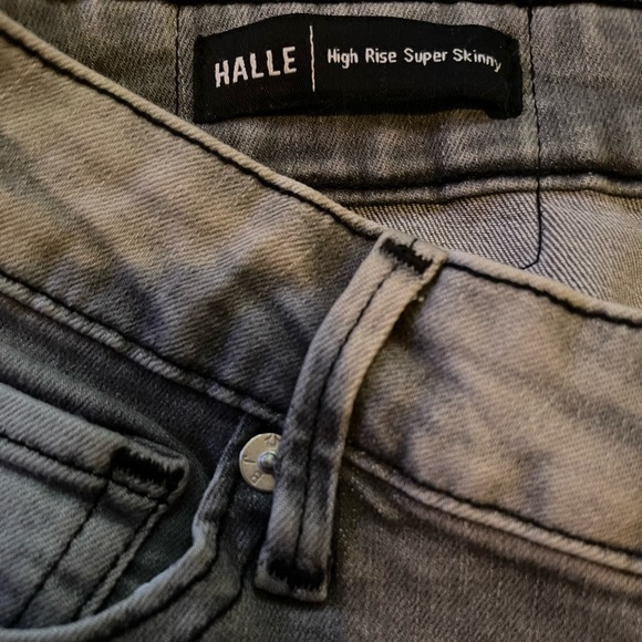 True Religion • Halle • High Rise • Super Skinny • 24 • Women’s • Jeans • - Picture 3 of 7